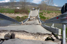 strada-terremoto