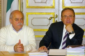conferenza_stampa_provincia_4-300x197