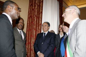 visita_ambasciatore_7 visita_ambasciatore_7-300x200