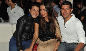nina moric buon compleanno al mym (3) nina-moric-buon-compleanno-al-mym-3-300x180
