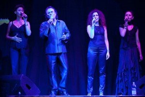Albano e le coriste Albano e le coriste