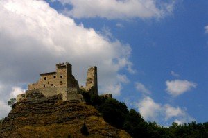 Rocca Varano 1 Rocca-Varano-11-300x199