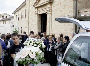 funerale fusari (4) funerale-fusari-4-300x218