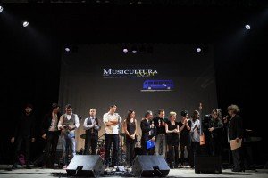 foto_gruppo_palco_astra foto_gruppo_palco_astra