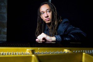 geraldclayton3_web geraldclayton3_web-300x200