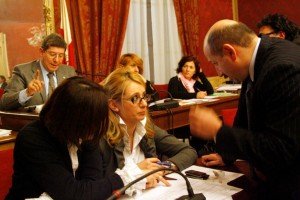 consiglio_comunale_18_gennaio_2011_05 consiglio_comunale_18_gennaio_2011_05-300x200