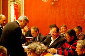 Orazi, Renis, Carelli, Romoli consiglio_comunale_18_gennaio_2011_08-300x199