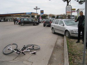 incidente_civitanova_bicicletta_1 incidente_civitanova_bicicletta_1-300x225