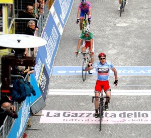 tirreno_adriatica_picchio_17 tirreno_adriatica_picchio_17-300x273