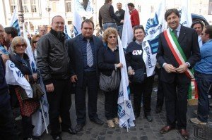manifestazione_03 manifestazione_03-300x199