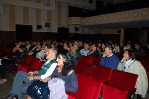 DSC_0002w-300x199