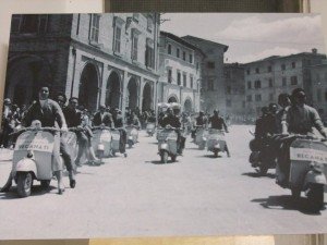 Vespa-Club-Recanati-2--300x225