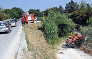 incidente trattore (1) incidente-trattore-1-300x193