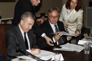 mantovano firma prefettura mantovano-firma-prefettura
