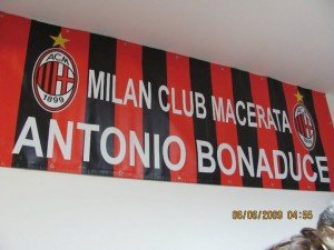 Milan_club2 7-300x225