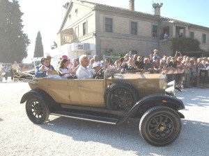 4 -La splendida Fiat 503 con cui il conte e la contessa e nipoti sono arrivati sull'aia 4-La-splendida-Fiat-503-con-cui-il-conte-e-la-contessa-e-nipoti-sono-arrivati-sullaia-300x225
