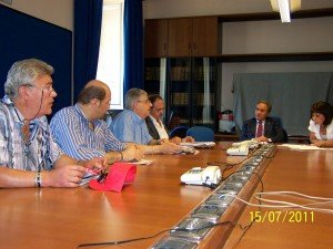 Incontro-Prefetto-15.7.2011-300x225