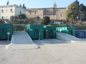 Isola-Ecologica-Recanati-2--300x225