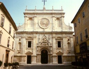 Tolentino_facciata Tolentino_facciata