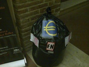 BanconoteFinte1-300x225