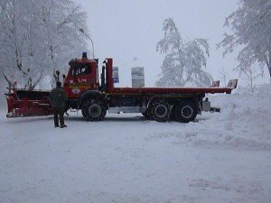 11-Vigili-del-Fuoco-di-Bolzano-a-Cingoli-Viale-G.Valentini-06-02-12-Foto-Principi-Armando.-300x225