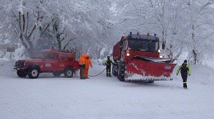 12-Vigili-del-Fuoco-di-Bolzano-a-Cingoli-Viale-G.Valentini-06-02-12-Foto-Principi-Armando.-300x168