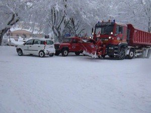 9-Vigili-del-Fuoco-di-Bolzano-a-Cingoli-Viale-G.Valentini-06-02-12-Foto-Principi-Armando.-300x225