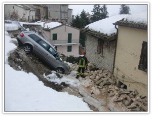 Crollo-muro-12-300x229