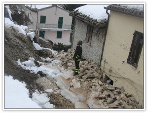 Crollo-muro-7-300x229