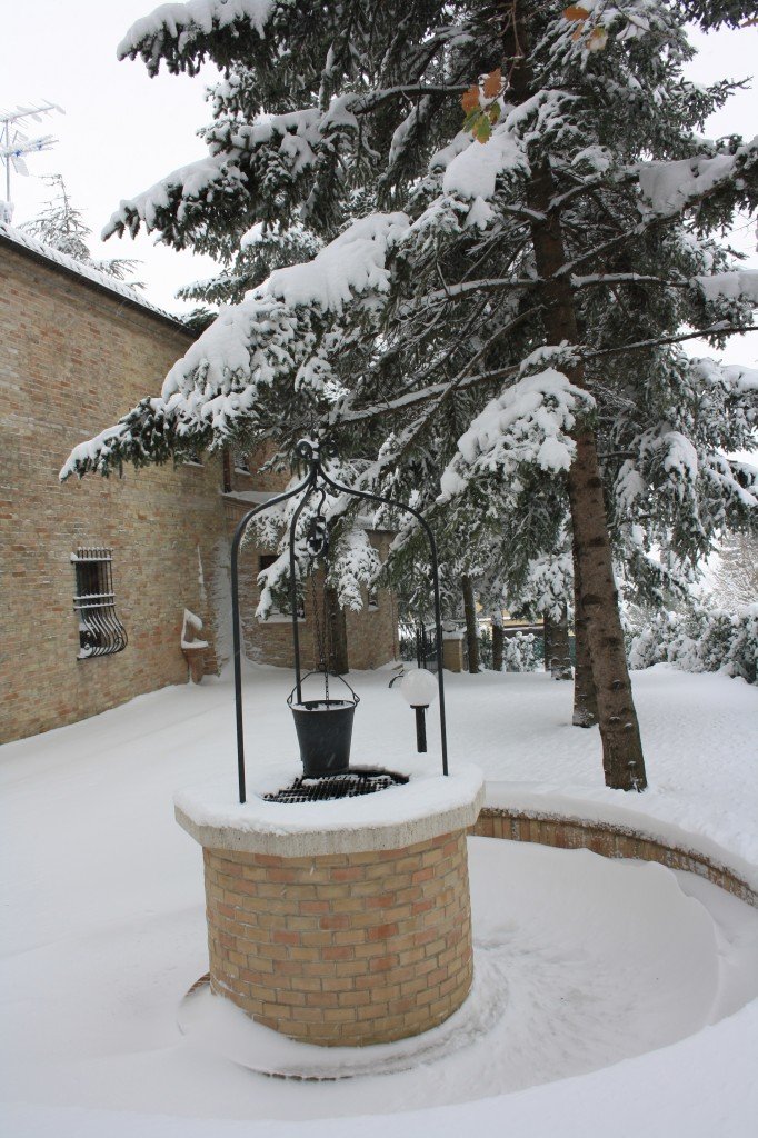 Neve-a-Corridonia-foto-di-Laura-Morresi-121-682x1024