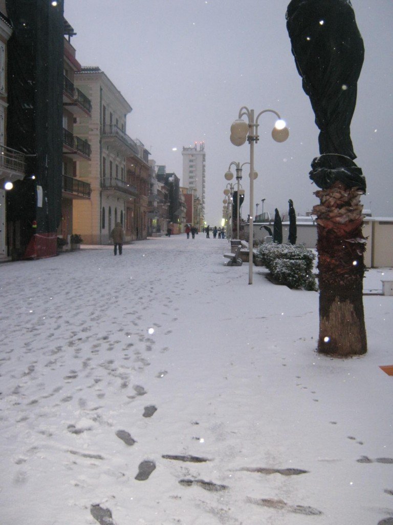 Neve-a-Porto-Recanati-di-Lorenzo-Boraschi-2-768x1024