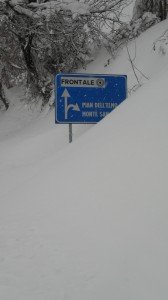 Neve5feb-Frontale-di-Apiro-Mauro-Nocelli-1-168x300