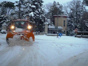 mezzi_san_severino_neve-1-300x227