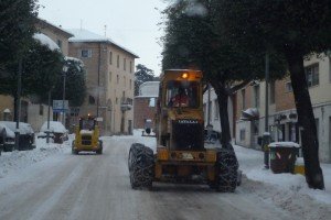 mezzi_san_severino_neve-3-300x200