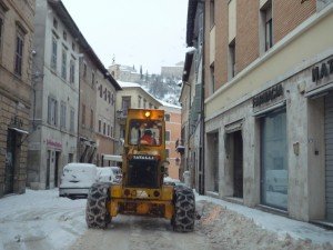 mezzi_san_severino_neve-4-300x225