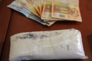 Cocaina-e-soldi1-300x200