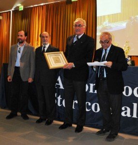 MANOVELLA-DORO-2012-GHIZZONE-LOI-CAGLINI-PIACQUADIO-285x300