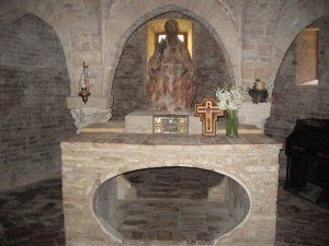 San-Firmano-Altare-e-reliquie
