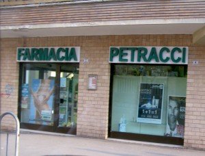 petracci_farmacia (3) petracci_farmacia-3-300x228