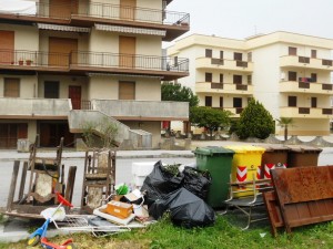 QUATTRO FURGONI via magellano 1o QUATTRO-FURGONI-via-magellano-1o-300x225