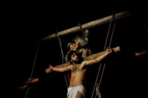 Rievocazione-storica-della-Passione-di-Cristo-_-M.S.-Pietrangeli-_foto-G.Medori-e-M.Tiburzi-14-300x199
