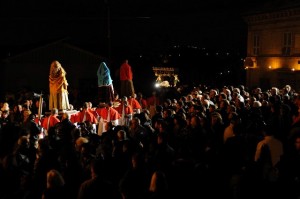 Rievocazione-storica-della-Passione-di-Cristo-_-M.S.-Pietrangeli-_foto-G.Medori-e-M.Tiburzi-19-300x199