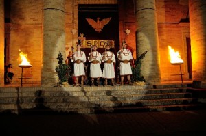 Rievocazione-storica-della-Passione-di-Cristo-_-M.S.-Pietrangeli-_foto-G.Medori-e-M.Tiburzi-2-300x199