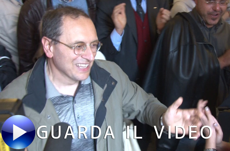 Corvatta festeggia la vittoria al ballottaggio (Clicca sull'immagine per guardare il video)