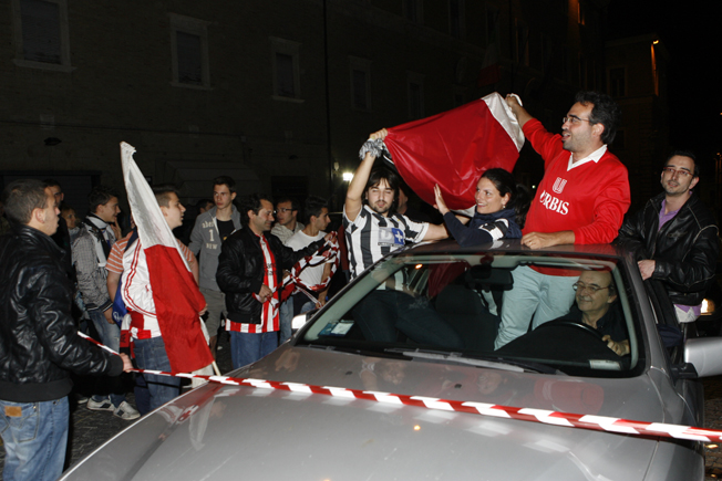Festa-Juventus-Piazza-della-Libertà-Macerata-2
