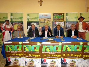 Raci2012a2-300x225
