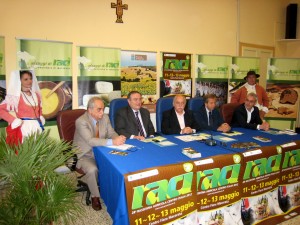 Raci2012b-300x225
