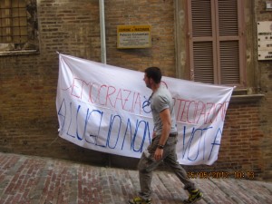 Sit in di protesta (6) Sit-in-di-protesta-6-300x225
