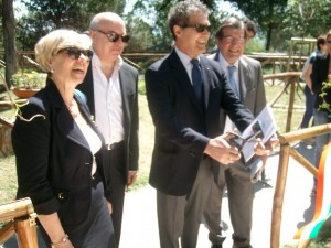 inaugurazione_fontana_villa_cozza inaugurazione-fontana-8-300x225