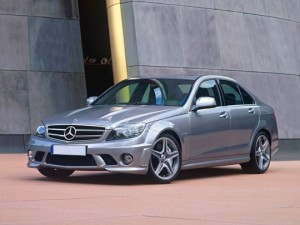 mercedes-benz-classe-c-berlina_4735_big-300x225